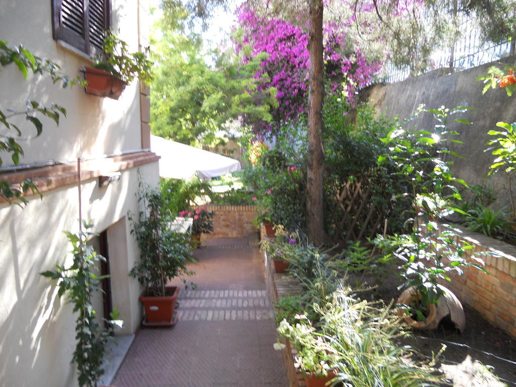 B&B Villa Delle Rondini Vibo Valentia Marina Exterior photo